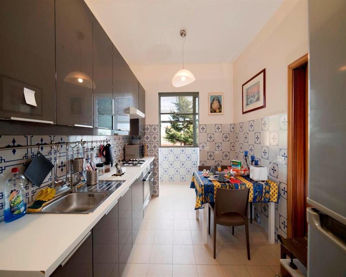 Le Rondini Bed and Breakfast Νάπολη Εξωτερικό φωτογραφία